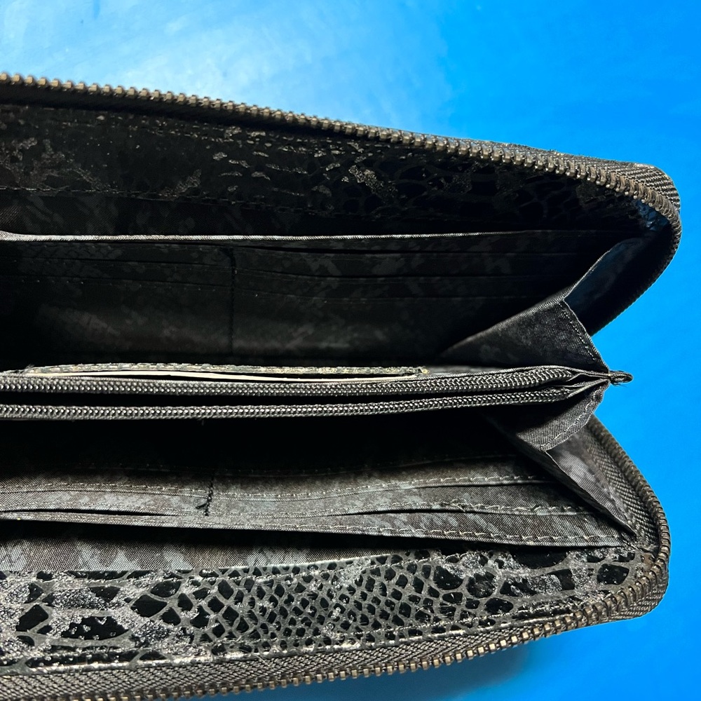 Black / Silver Leather Kenneth Cole Python Zip Ar… - image 4